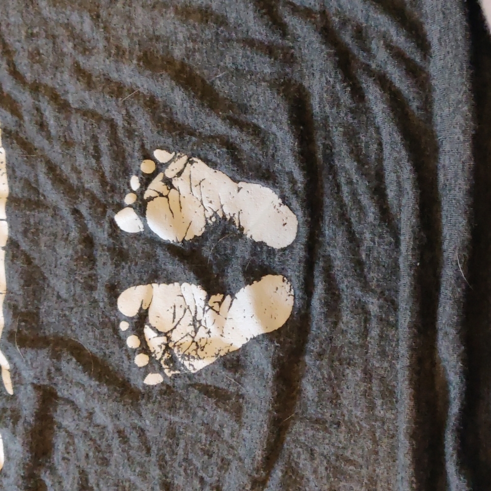 French Pastry Maternity Top - Picture 3 of 6